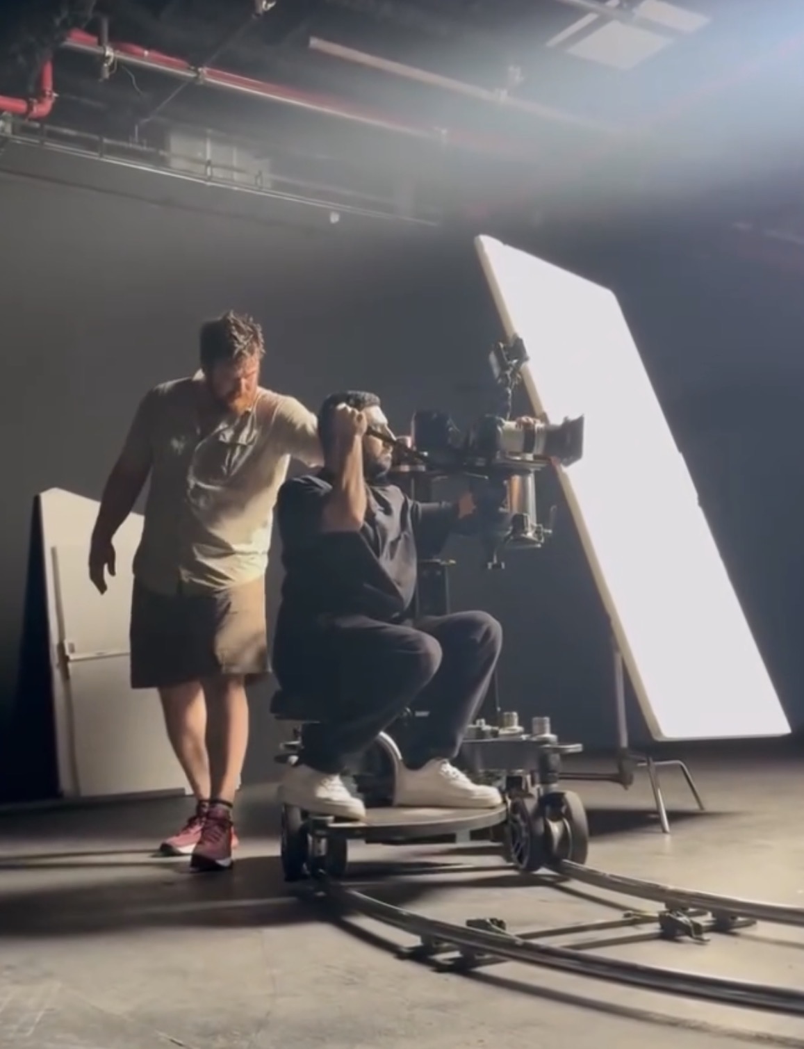 On set — Studio Dolly